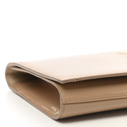 Saint Laurent Patent Calfskin Monogram Large Belle De Jour Clutch Chair 9 of 14