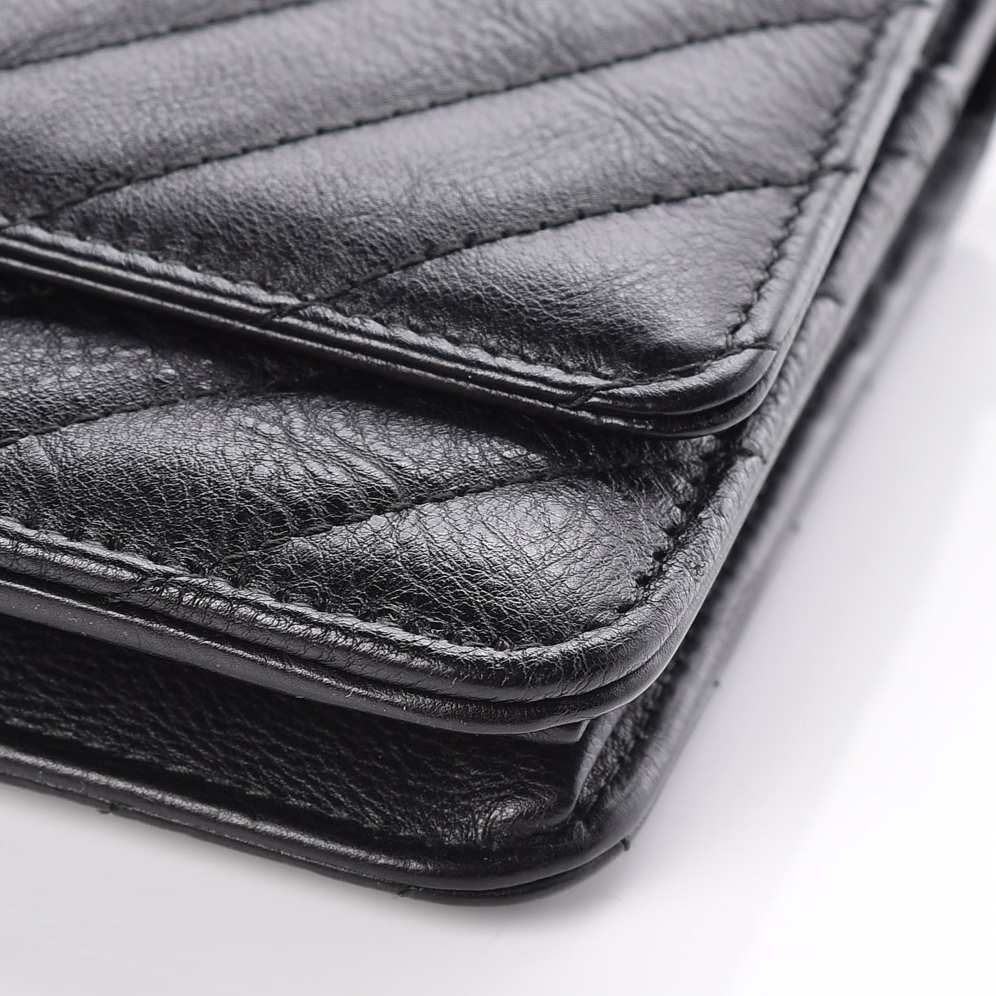 Crumpled Calfskin Chevron Quilted Wallet On Chain WOC Black