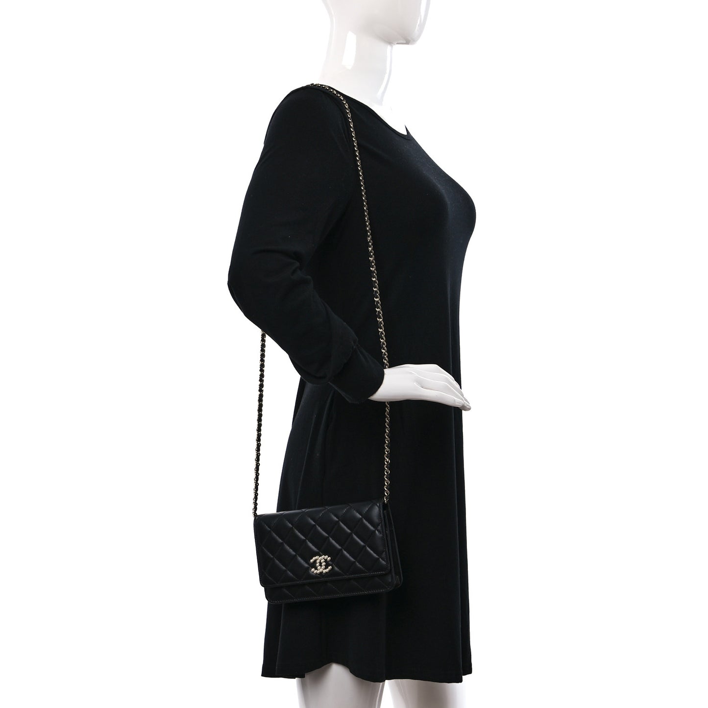Lambskin Quilted Pearl CC Wallet on Chain WOC Black