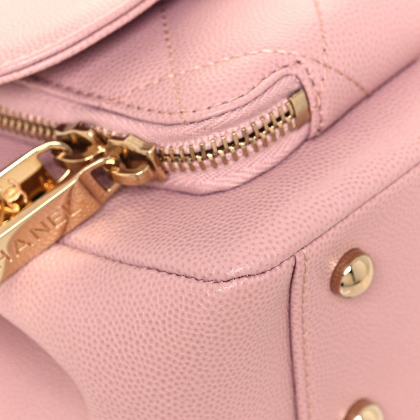 Caviar Quilted Small Business Affinity Flap Light Pink