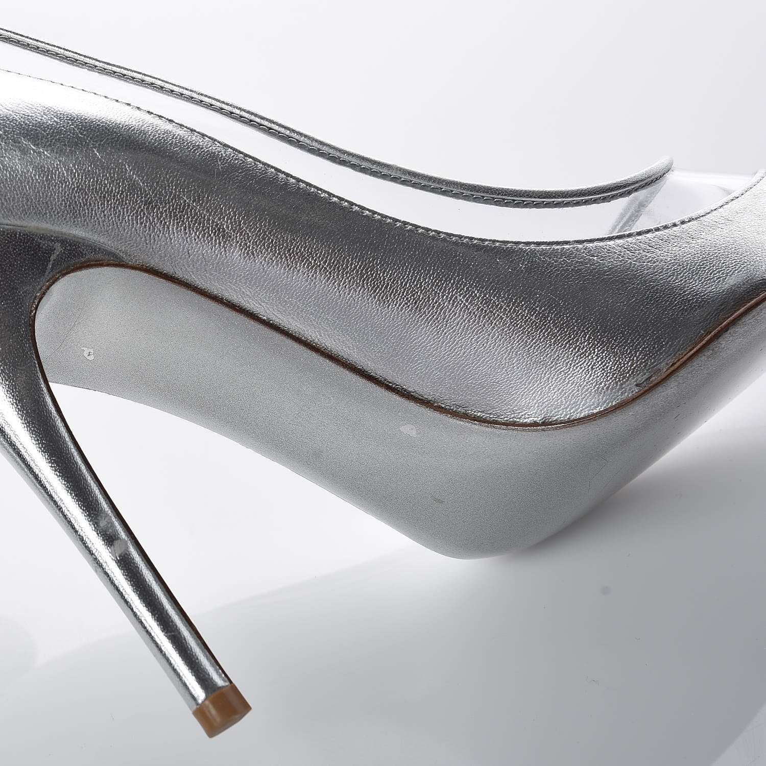 Valentino Garavani Metallic Nappa PVC Dollybow Pumps 39 Silver 18 of 18