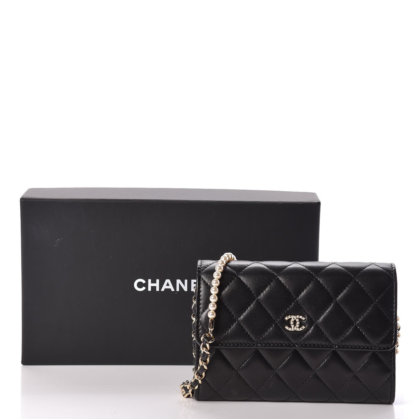 Lambskin Quilted Pearl Clutch With Chain Black