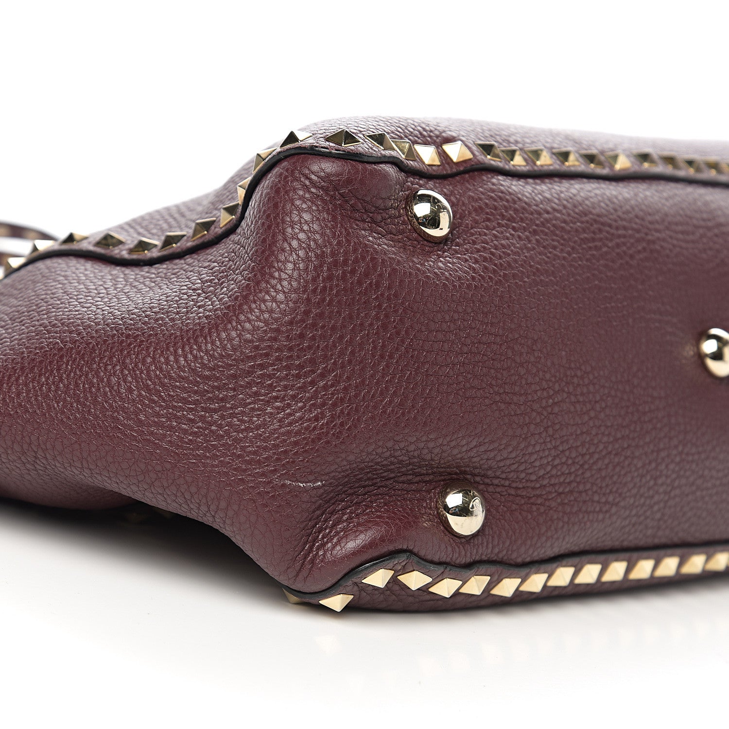 Valentino Garavani Pebbled Calfskin Medium Rockstud Tote Rubin 8 of 9
