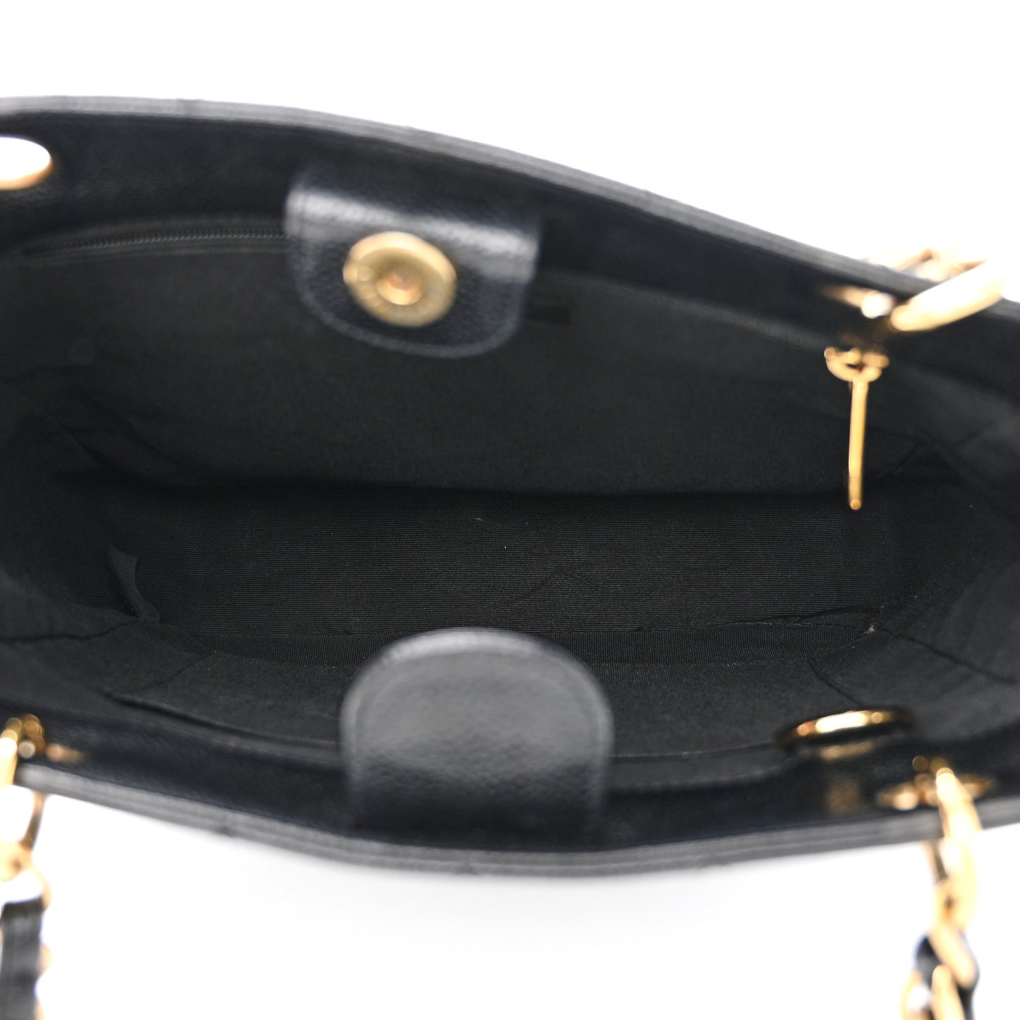 Caviar Quilted Petit Shopping Tote PST Black