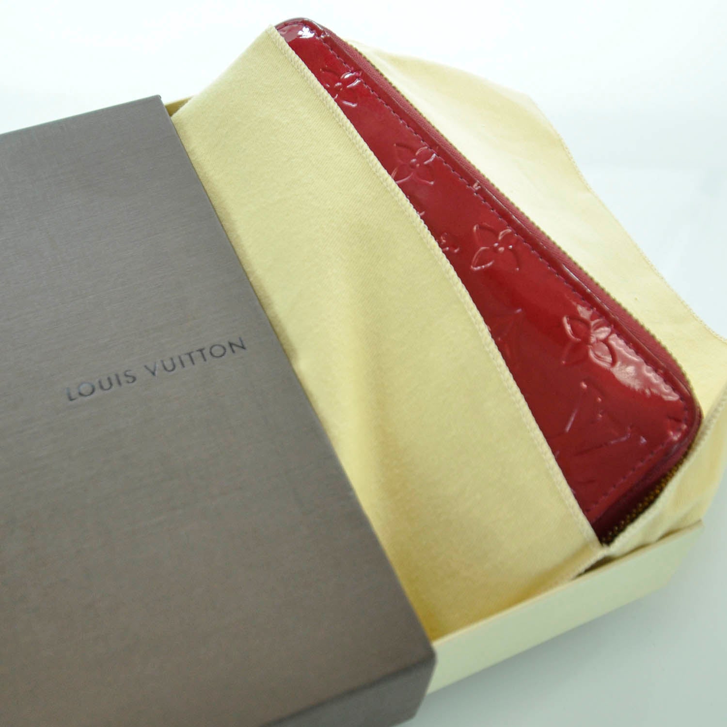 Louis Vuitton Vernis Zippy Wallet Pomme D'Amour 7 of 10