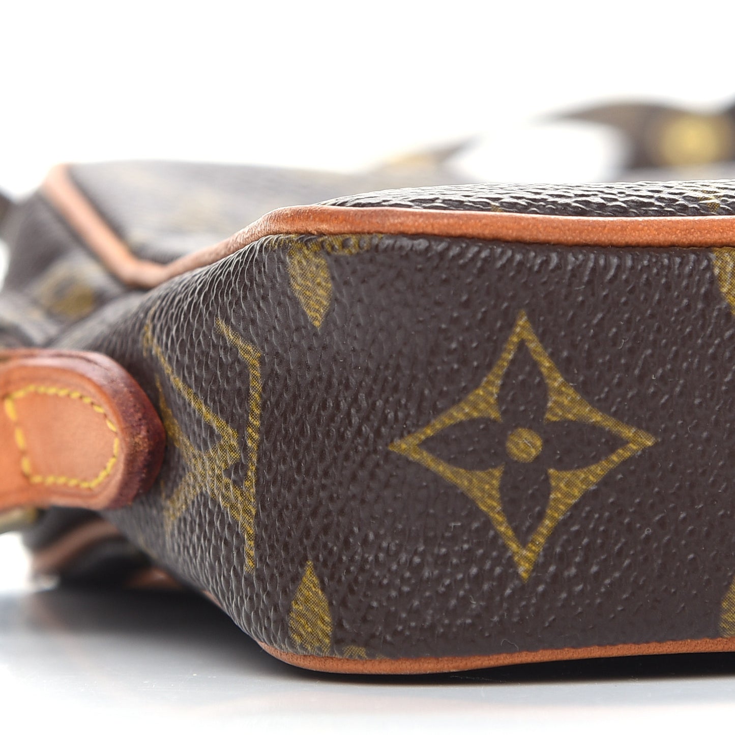 Monogram Pochette Bandouliere