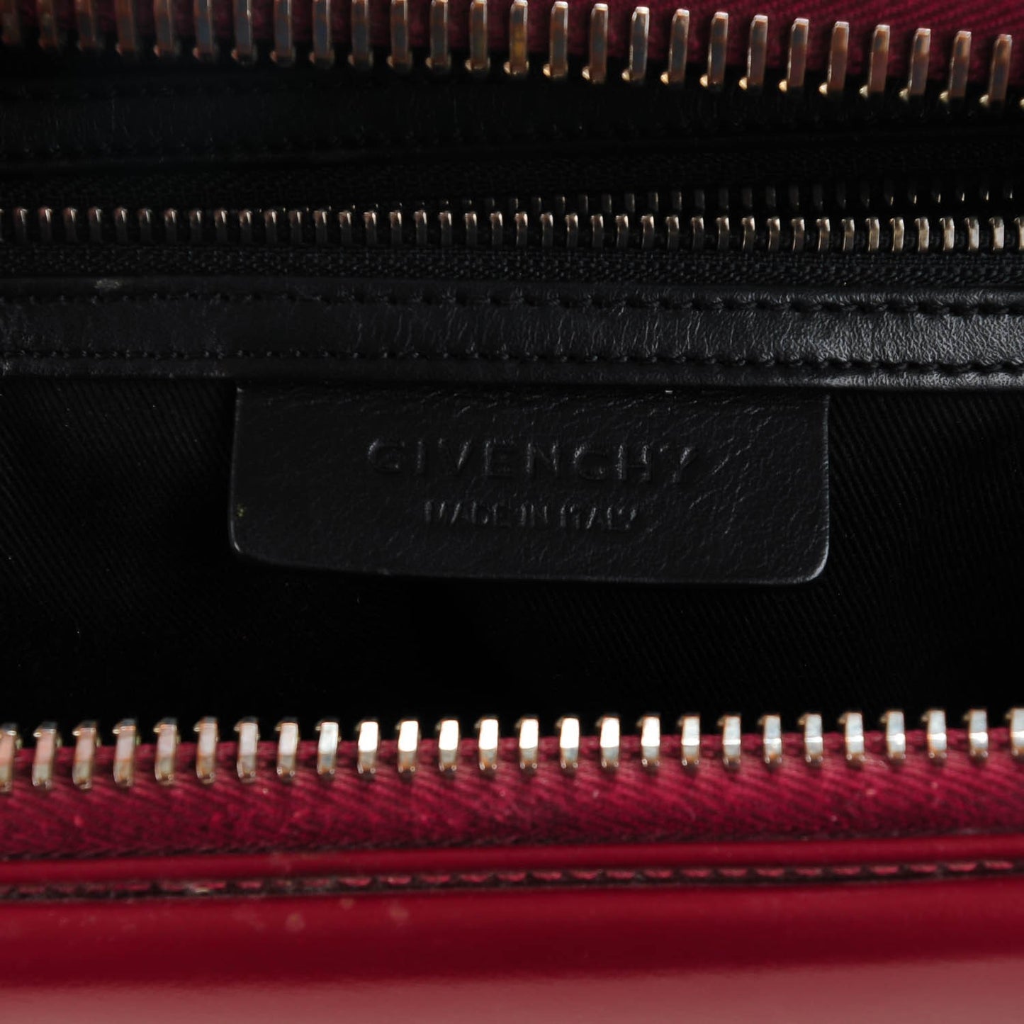 Shiny Lord Calfskin Medium Antigona Burgundy