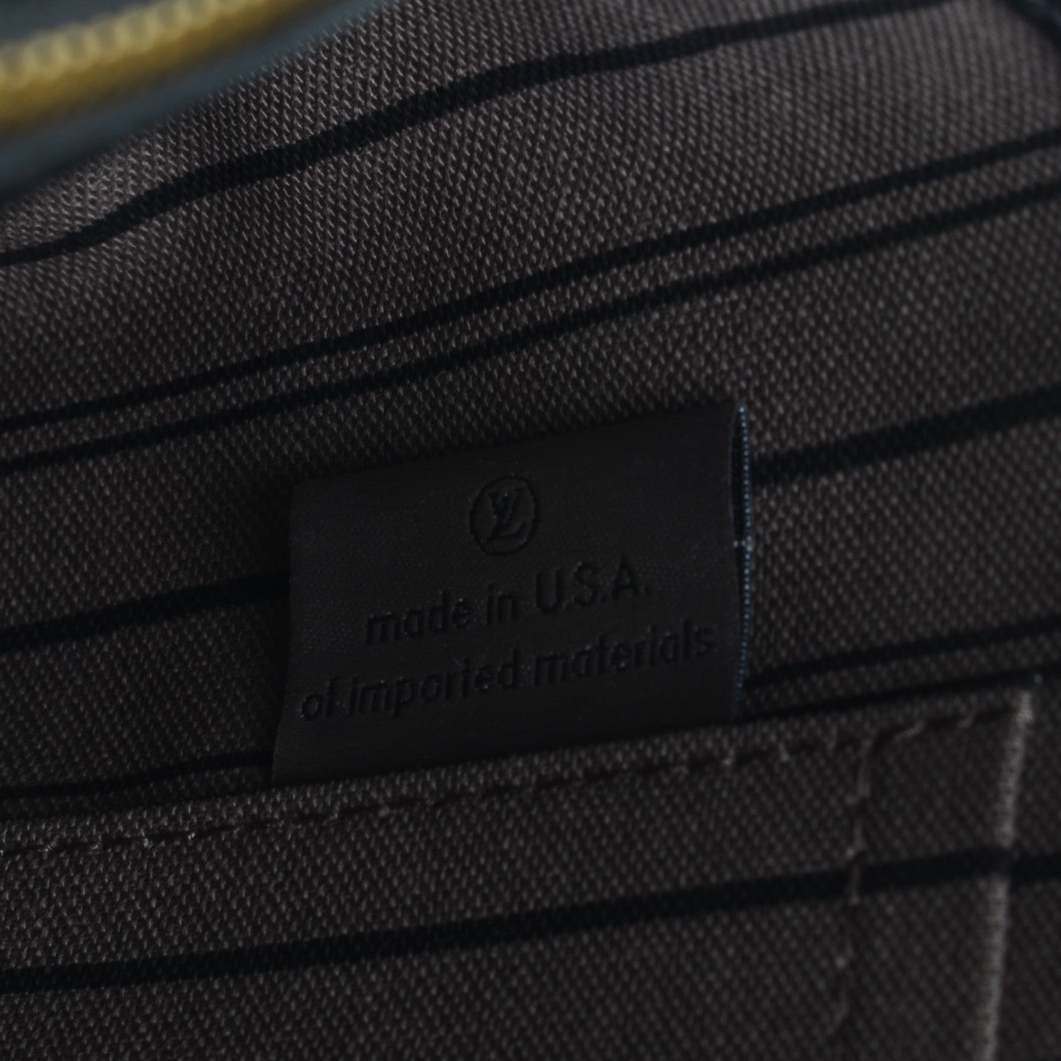 Louis Vuitton Empreinte Montaigne MM Black 7 of 14