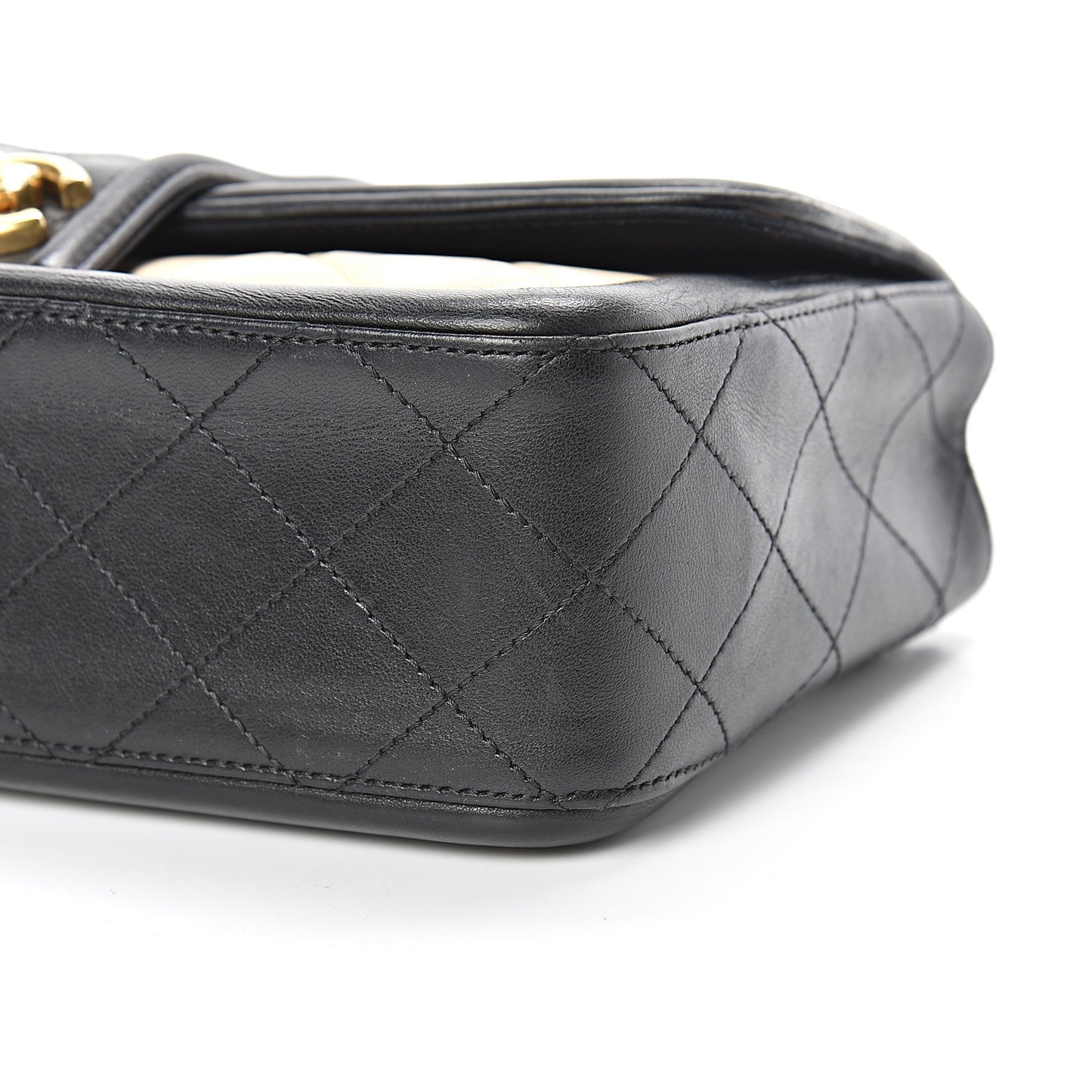 Lambskin Quilted Medium Elegant CC Flap Beige Black