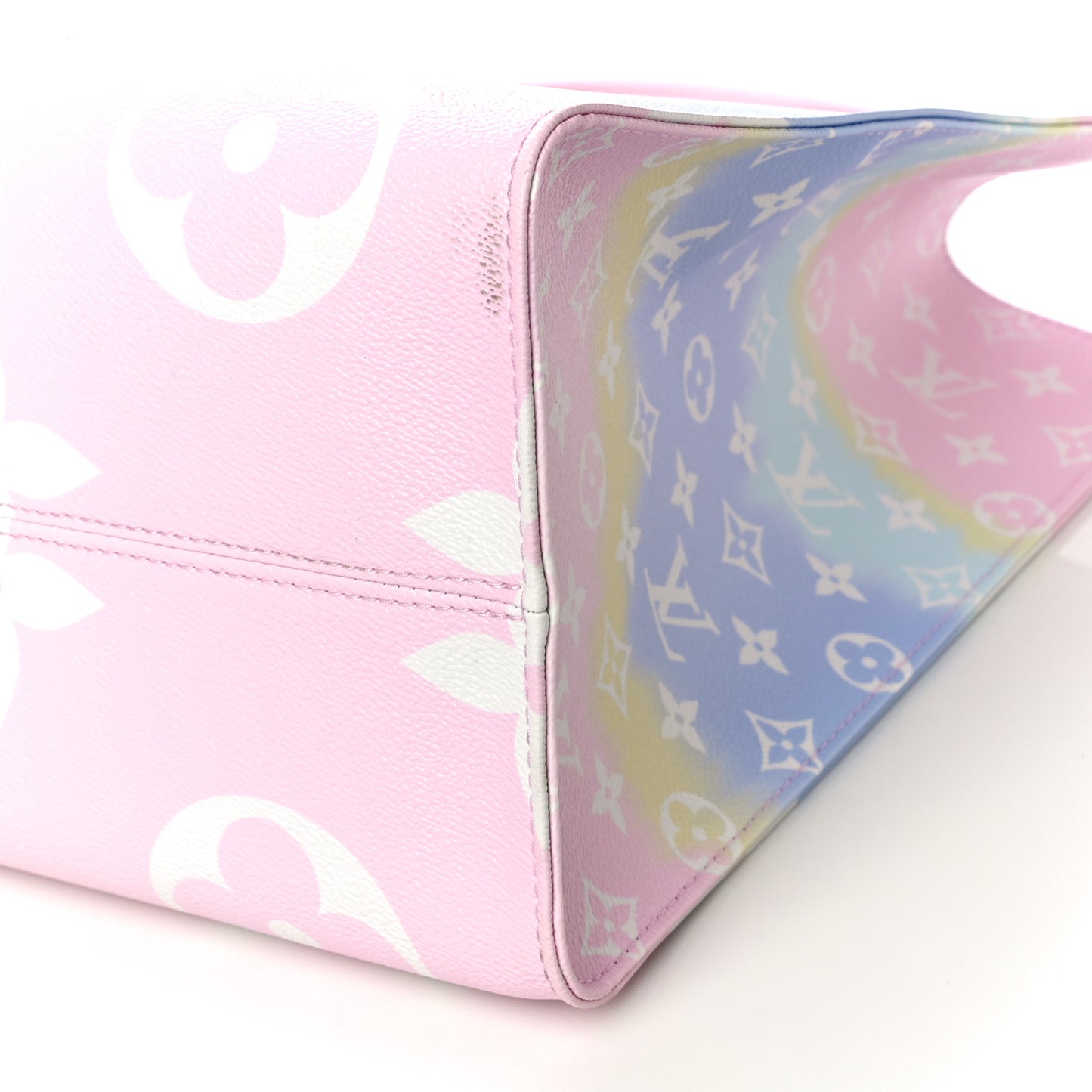 Monogram Escale Onthego GM Pastel
