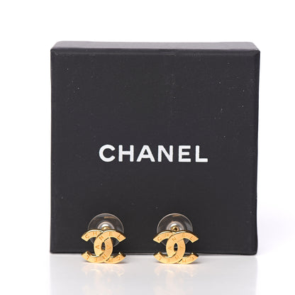 Chanel Metal Paris Button Earrings Gold 4 of 4