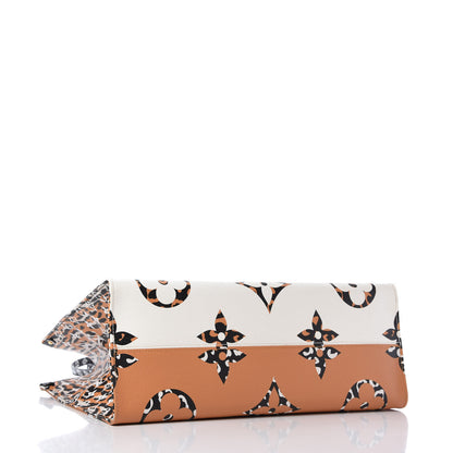 Louis Vuitton Monogram Giant Jungle Onthego GM Ivory 4 of 9