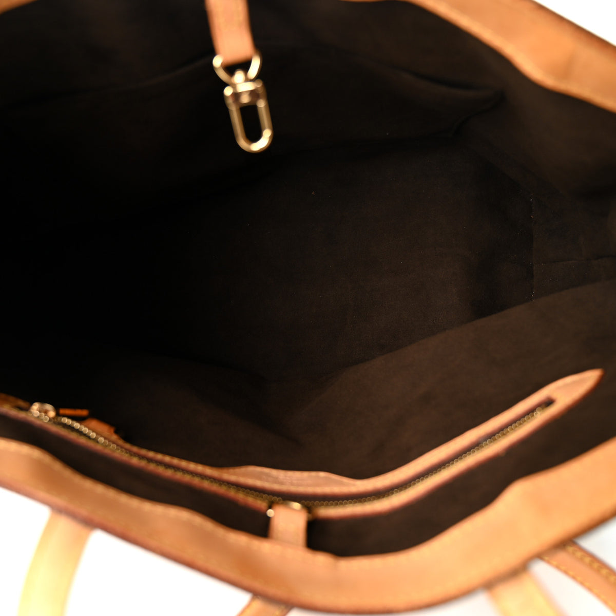 Louis Vuitton Monogram Wilshire MM 4 of 8