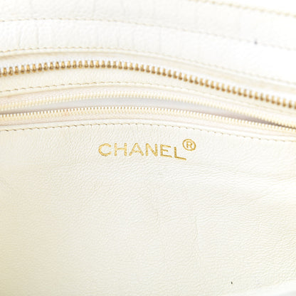 Chanel Caviar Quilted Shoulder Bag White 6 of 17