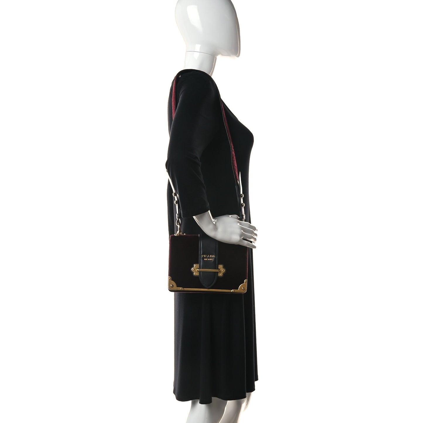 Velvet City Calfskin Cahier Bag Ribes Black