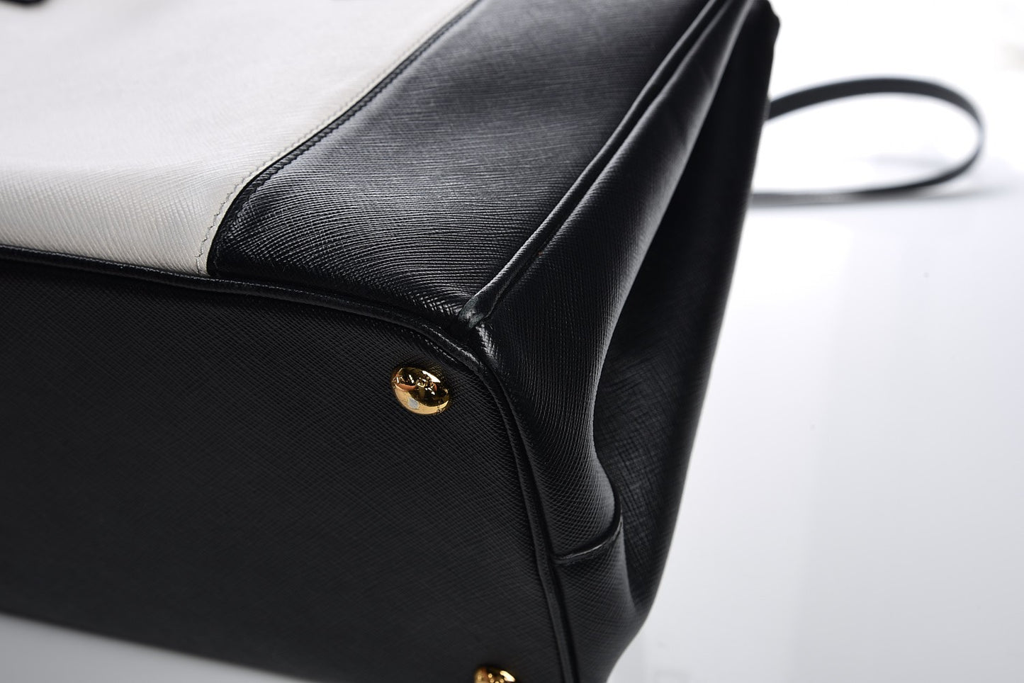Saffiano Lux Colorblock Medium Galleria Double Zip Tote Black Talco