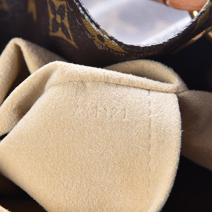 Louis Vuitton Monogram Artsy MM 9 of 10