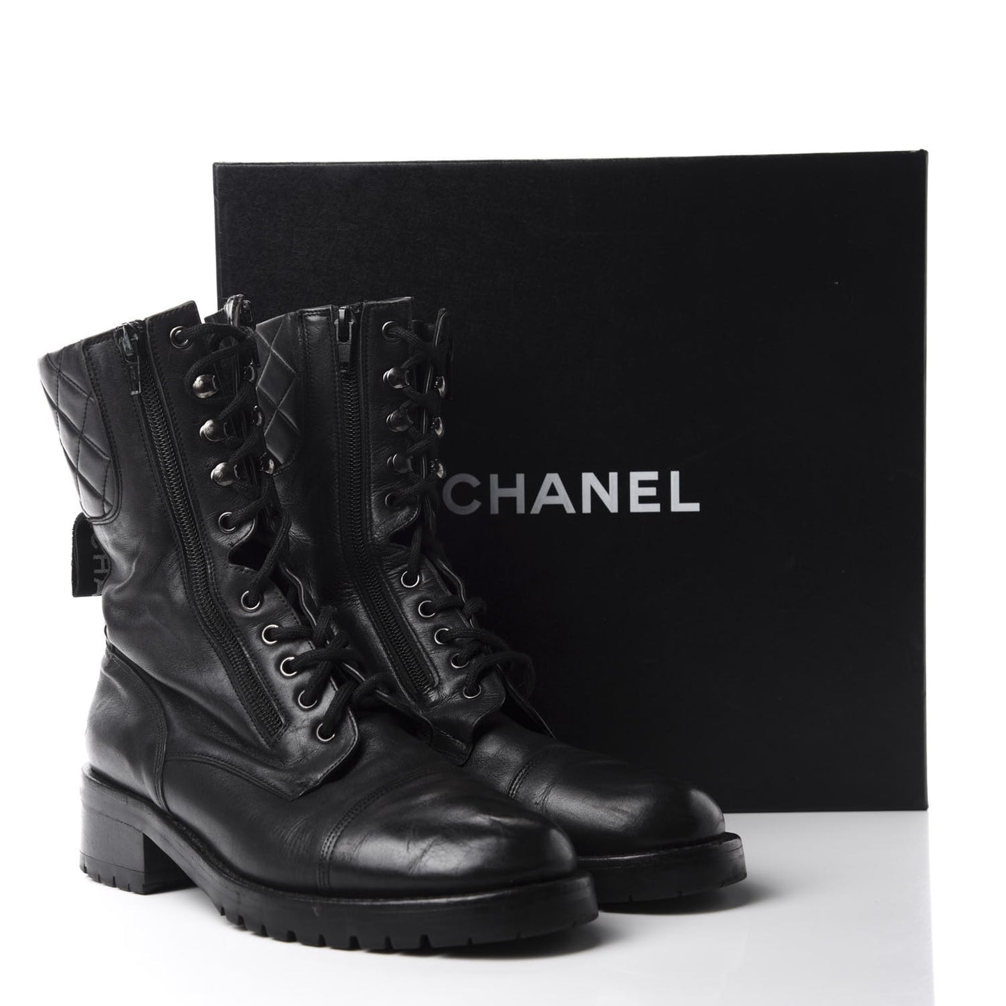 Calfskin Quilted Lace Up Combat Boots 40 Black