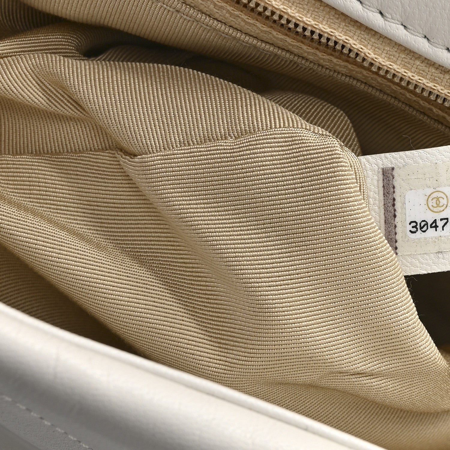 Chanel Goatskin Quilted Large Chanel 19 Flap White 7 of 10