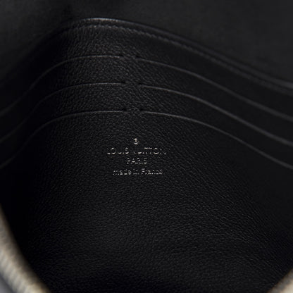 Louis Vuitton Soft Calfskin My Lockme Pochette Black 6 of 11