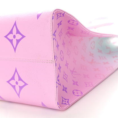Louis Vuitton Monogram Giant Spring In The City Onthego GM Sunrise Pastel 9 of 9