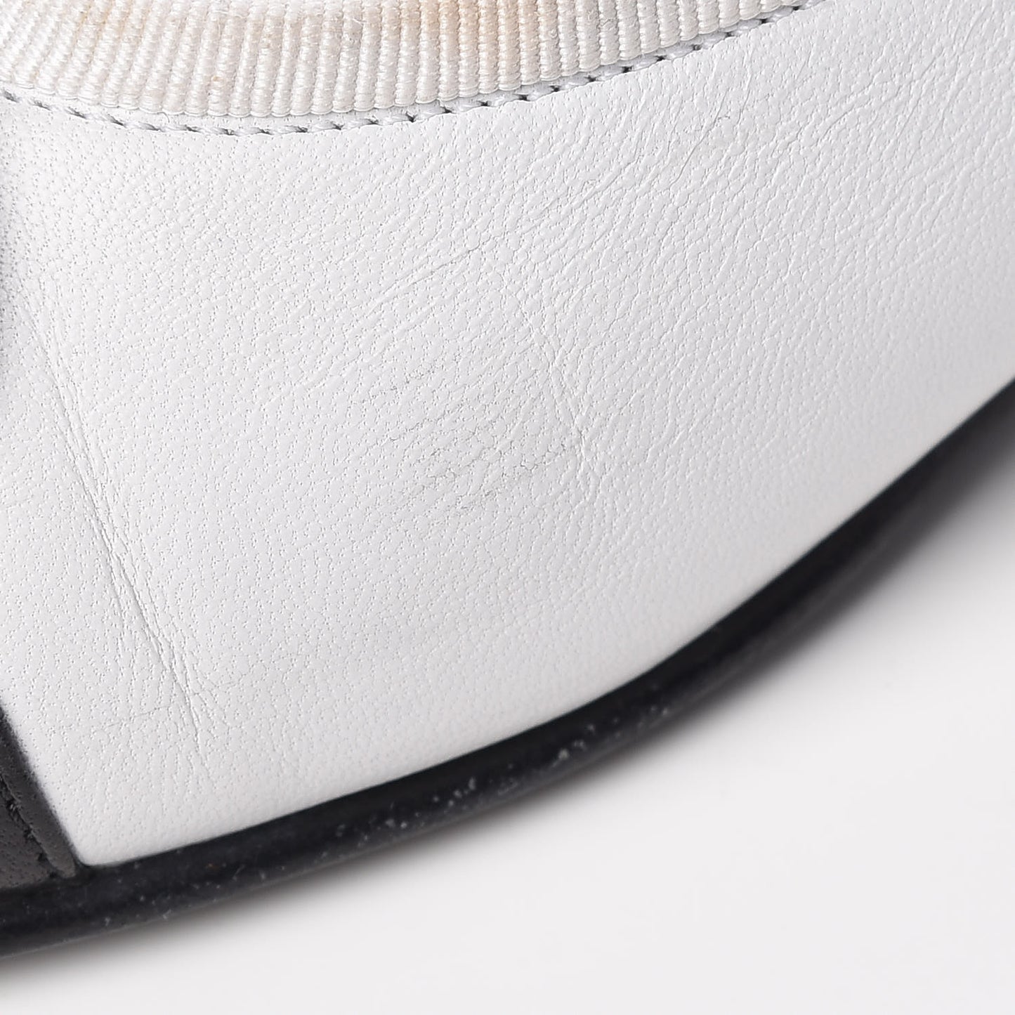 Lambskin Cap Toe CC Ballerina Flats 37 White Black