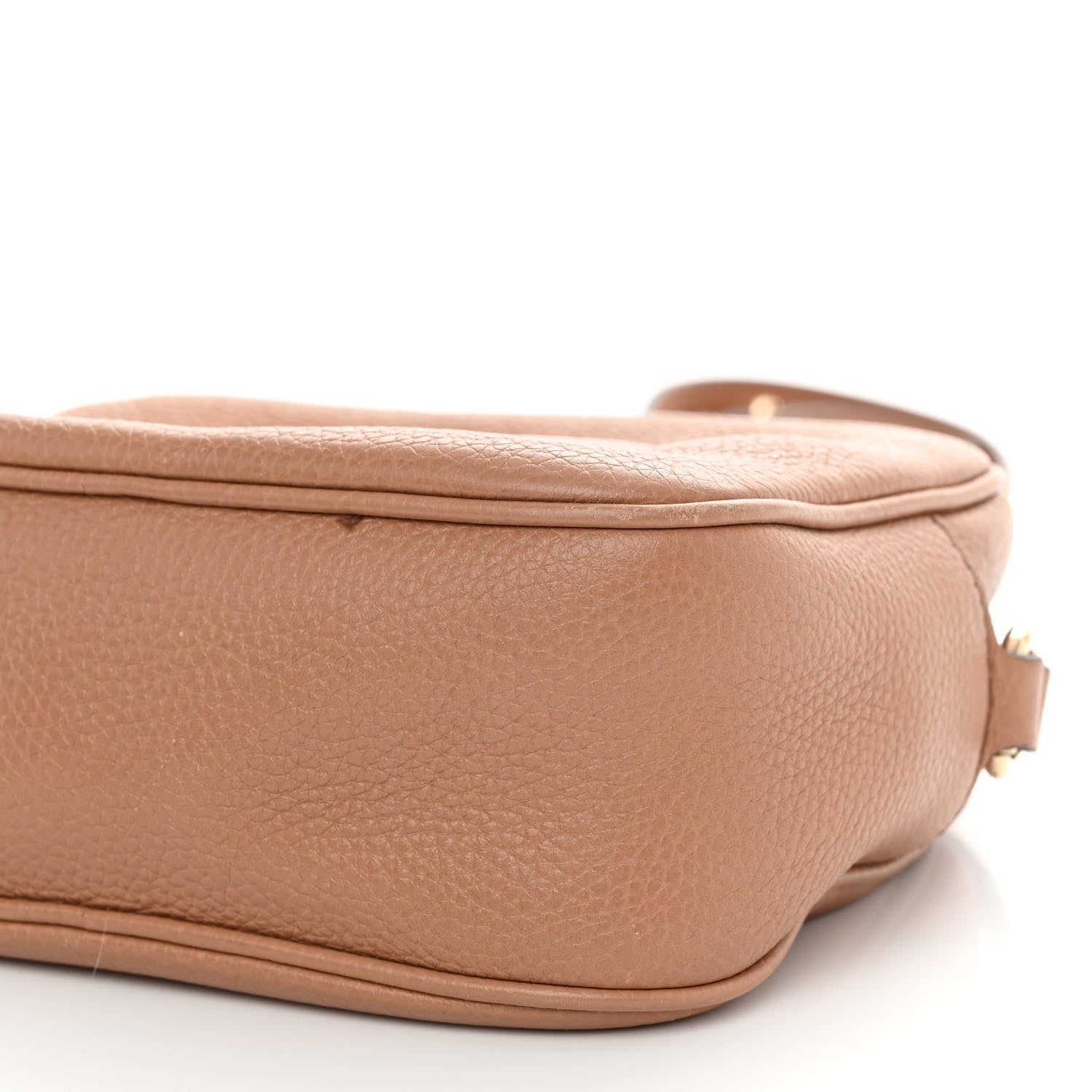 Gucci Pebbled Calfskin Small Soho Disco Bag Camelia 9 of 14
