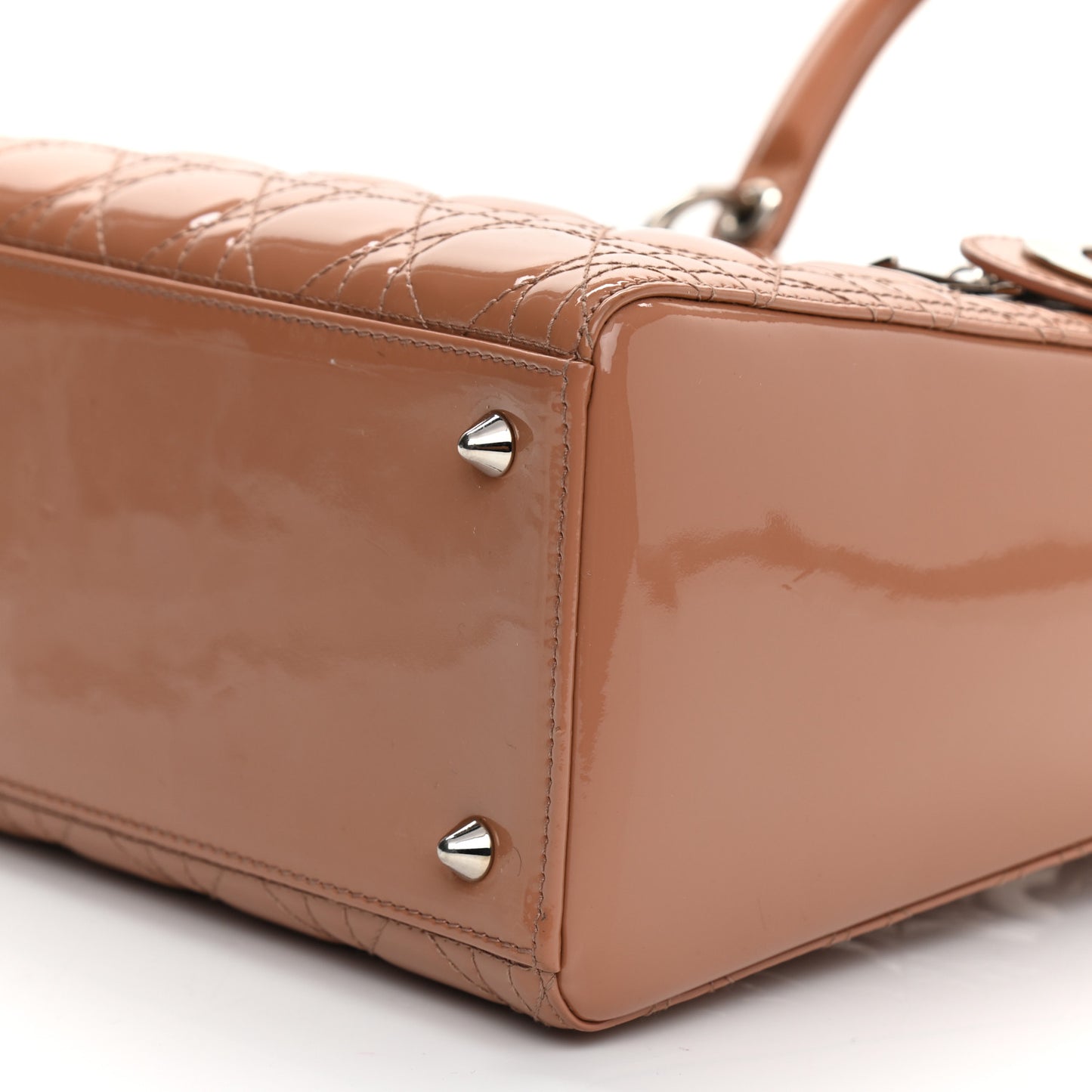 Patent Cannage Medium Lady Dior Beige