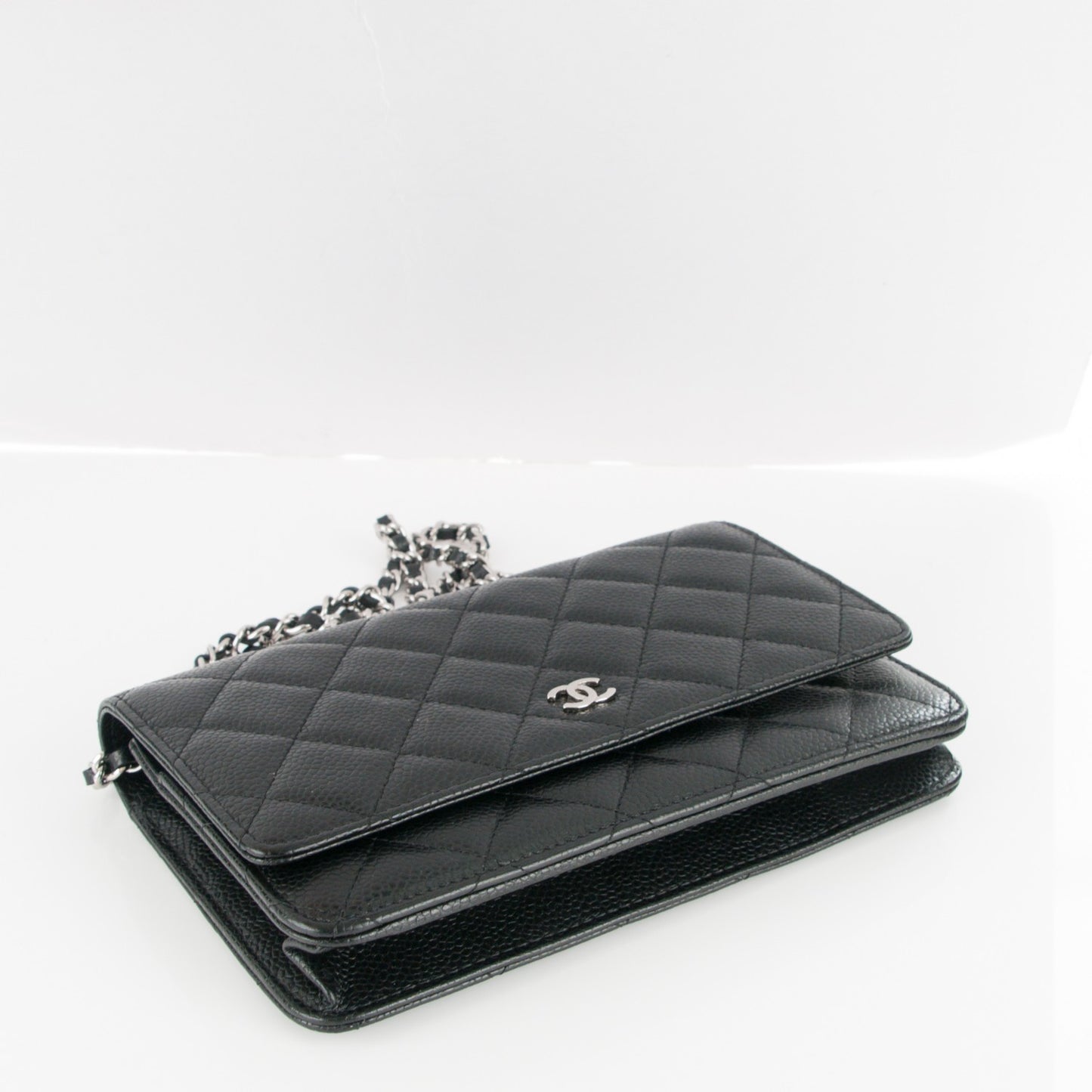 Caviar Quilted Wallet On Chain WOC Black
