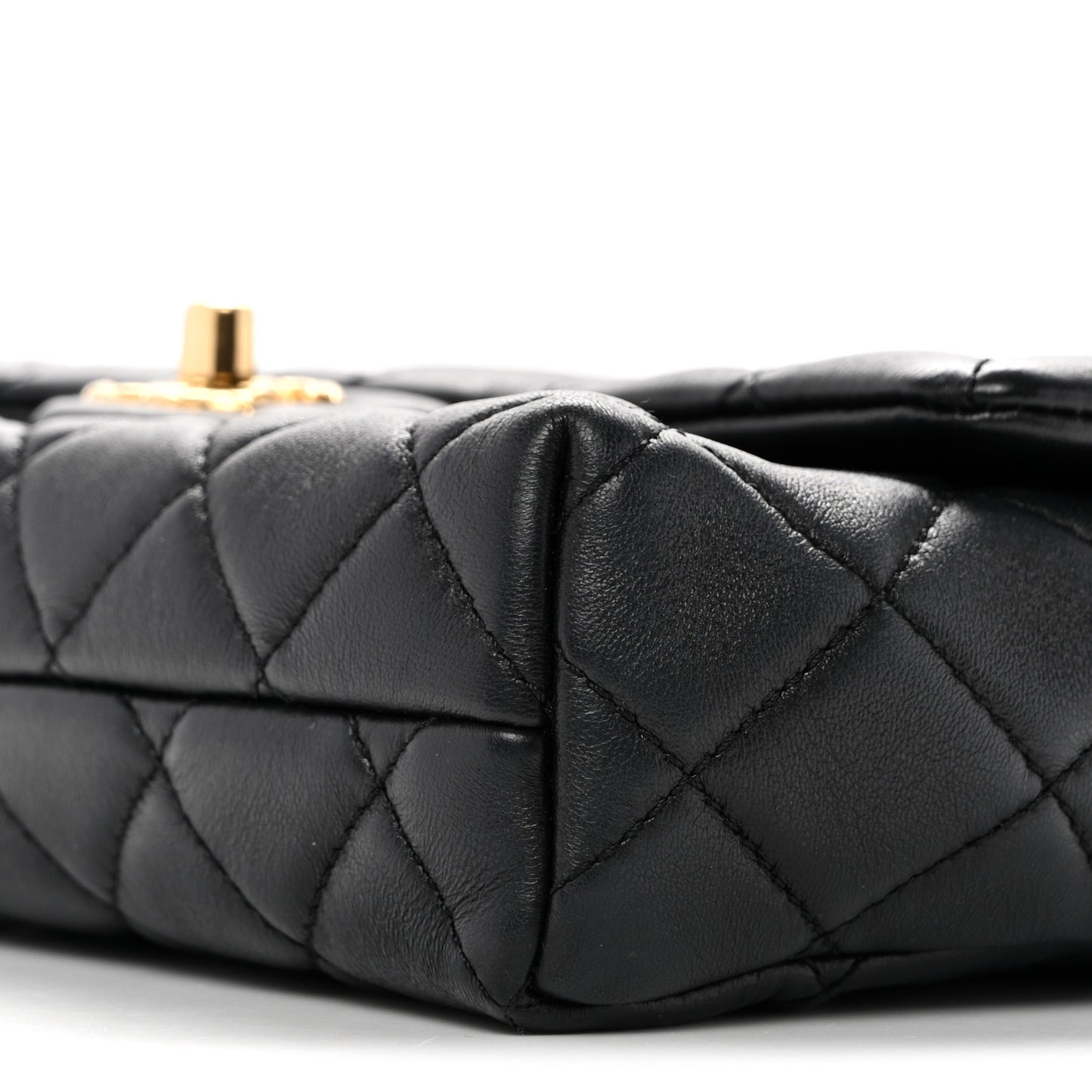 Lambskin Quilted Mini Quilted Handle Crush Flap Black