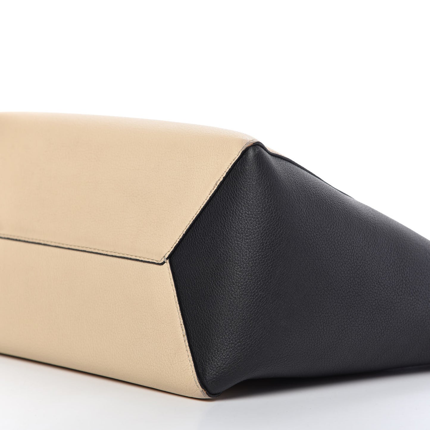 Calfskin Lockme Cabas Vanille Black