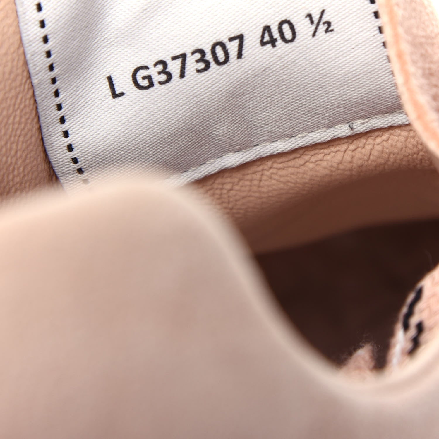 Chanel Suede Goatskin CC Sneakers 40.5 Light Pink 10 of 11
