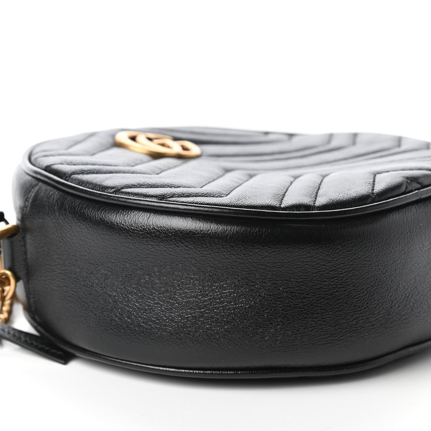 Azalea Calfskin Matelasse Heart Mini GG Marmont Round Shoulder Bag Black