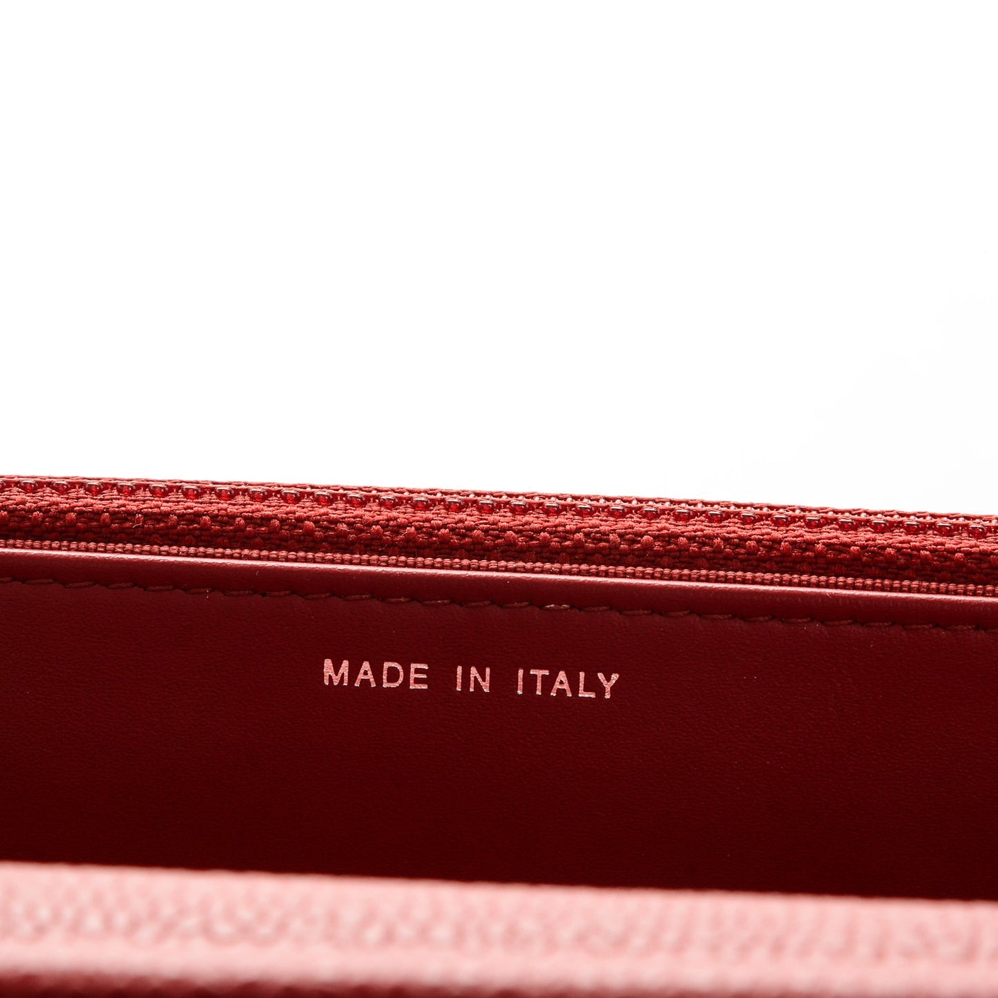 Caviar Quilted Wallet On Chain WOC Red