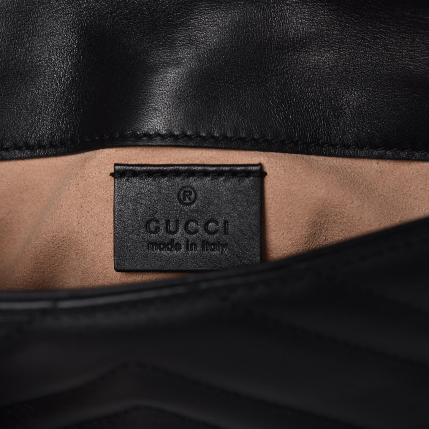 Calfskin Matelasse Super Mini GG Marmont Shoulder Bag Black