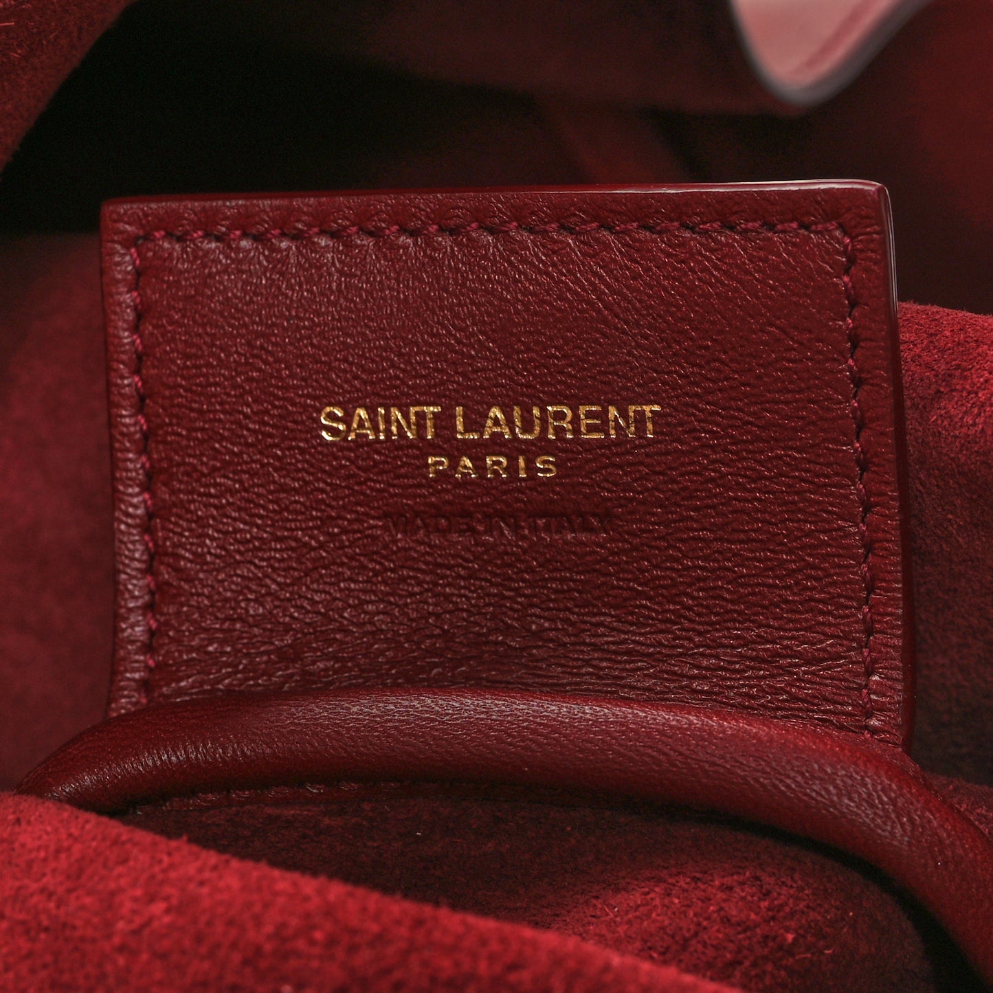 Calfskin Medium Paris VII Flat Hobo Red