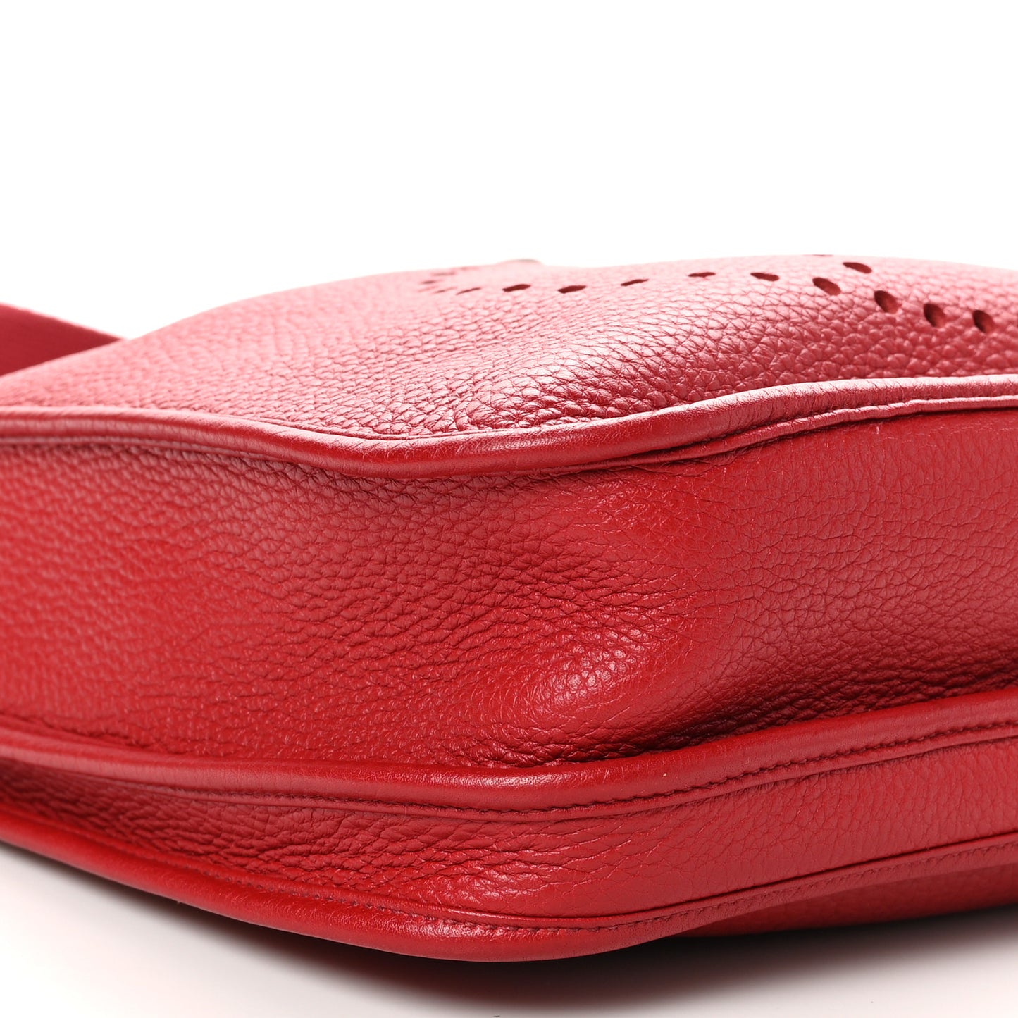 Taurillon Clemence Evelyne III PM Rouge Vif