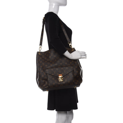 Louis Vuitton Monogram Metis 2 of 9
