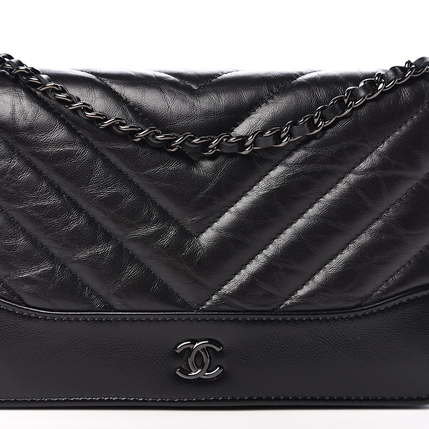 Aged Calfskin Chevron Quilted Gabrielle Wallet On Chain WOC Black