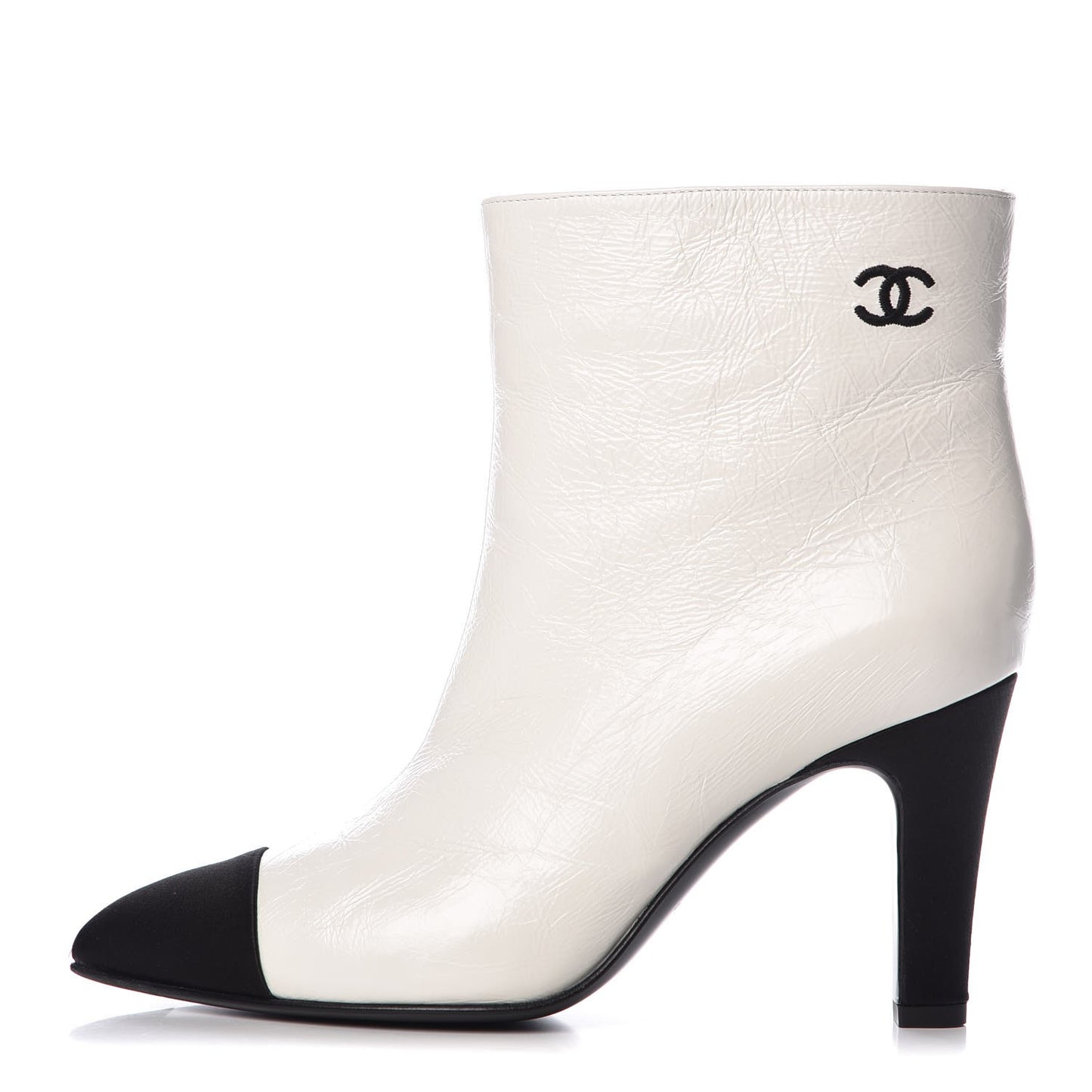 Crumpled Calfskin Satin Cap Toe Short Ankle Boots 36.5 White Black