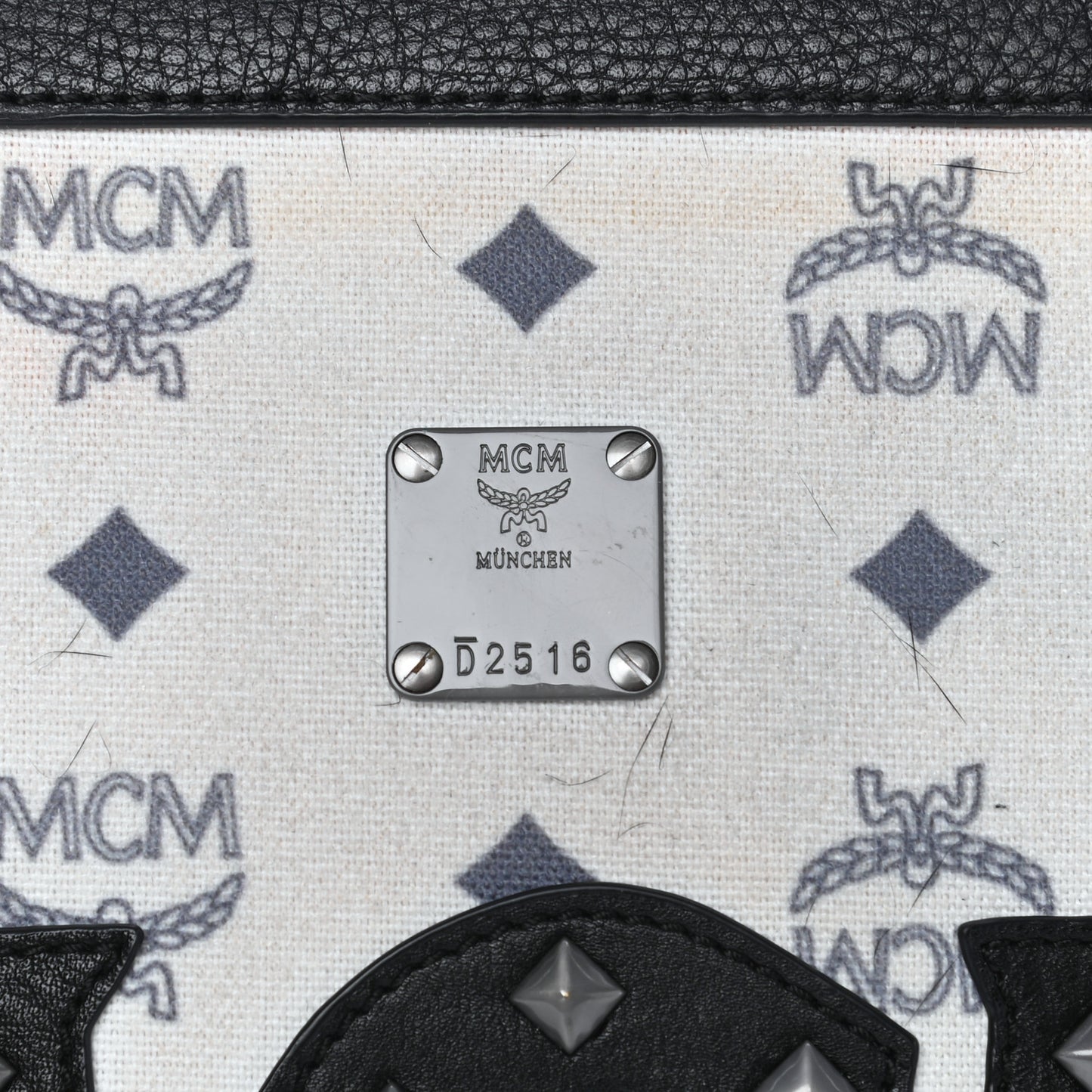 X Ekocycle Visetos Wristlet Pouch White Black