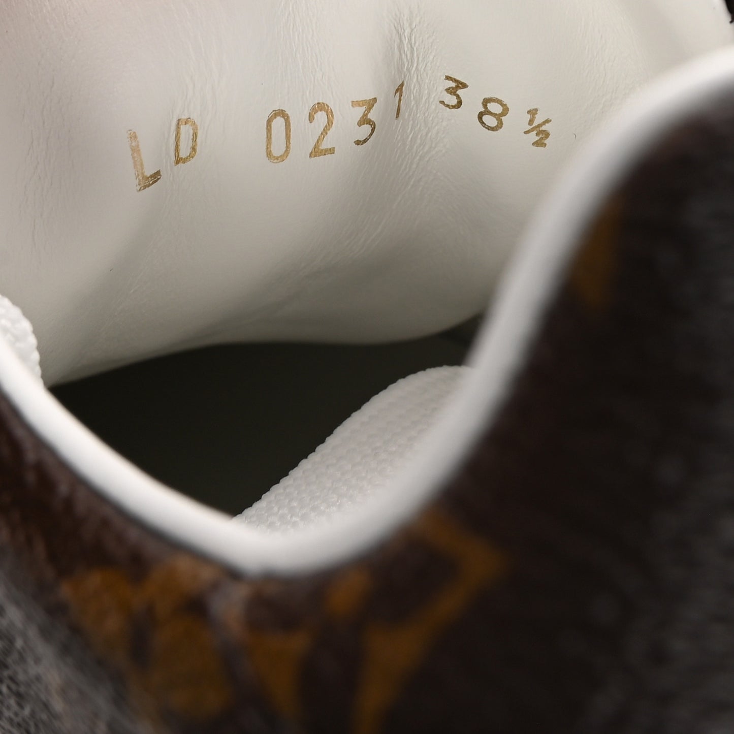 Monogram Time Out Sneakers 38.5