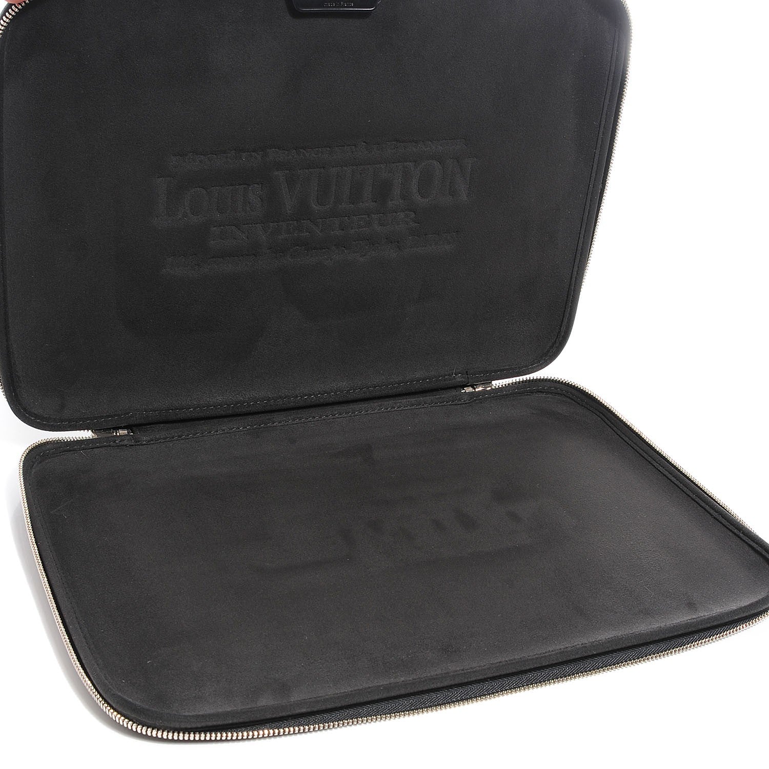 Louis Vuitton Damier Graphite 13 in Laptop Sleeve 5 of 7