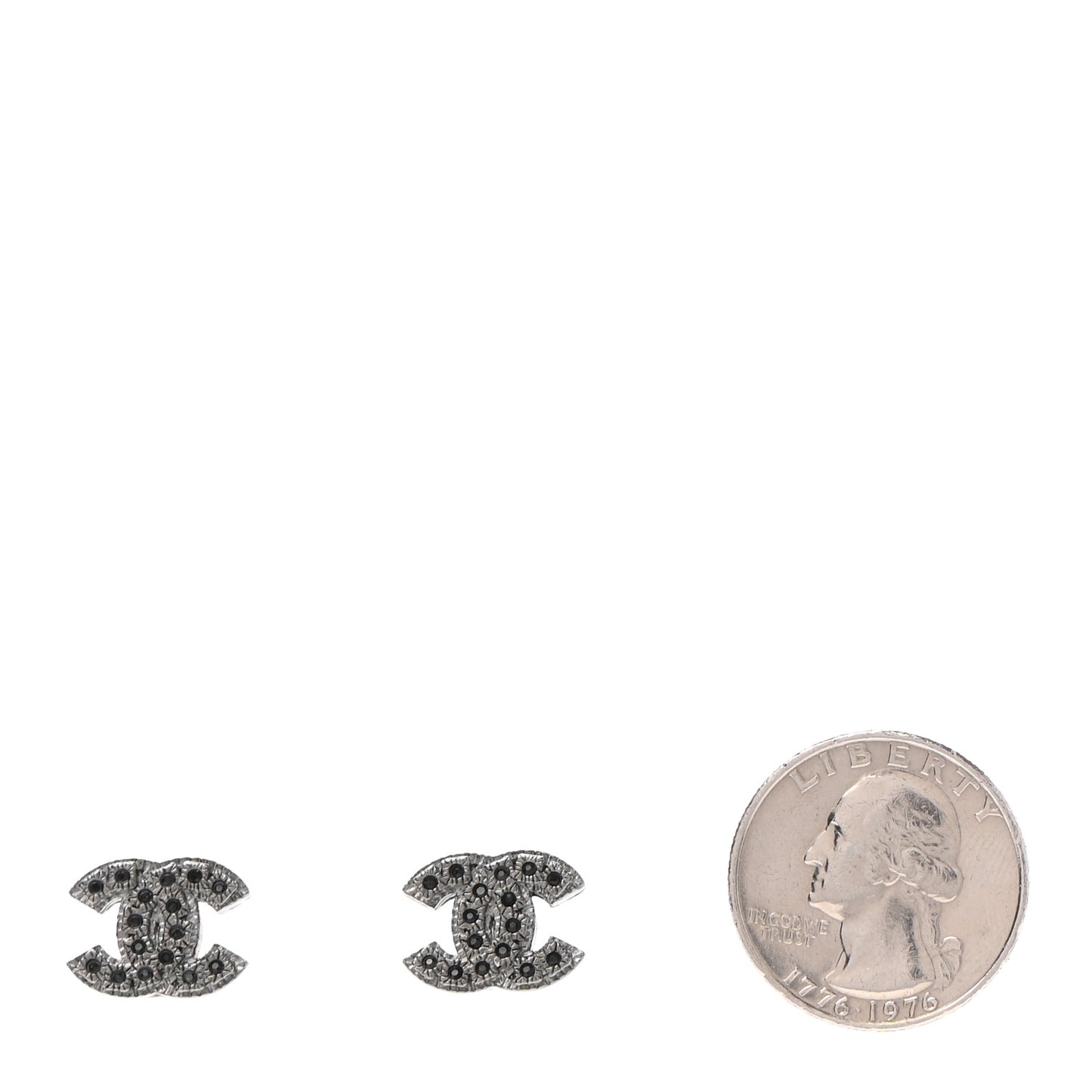 Ruthenium Crystal CC Earrings Silver Black