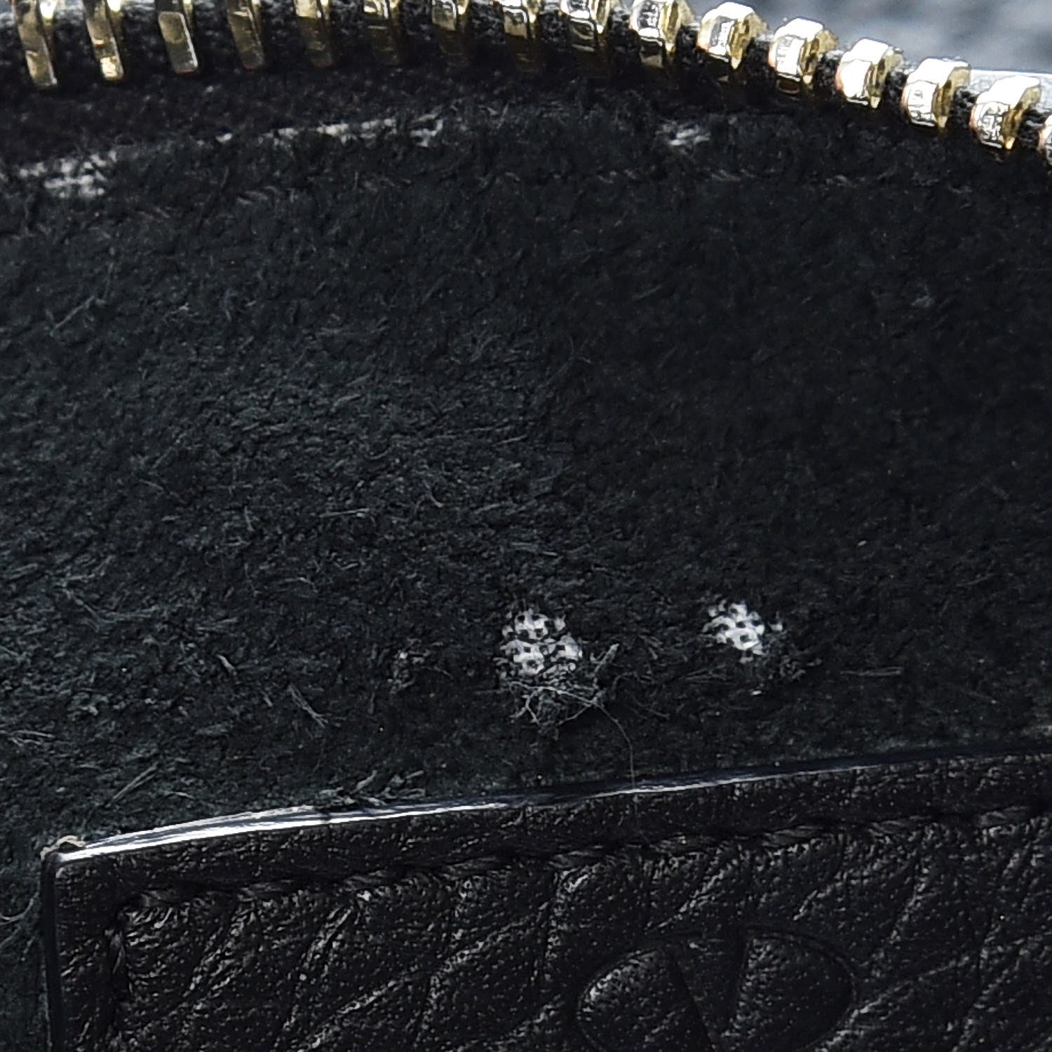 Valentino Garavani Pebbled Calfskin Large Rockstud Zip Pouch Black 11 of 12