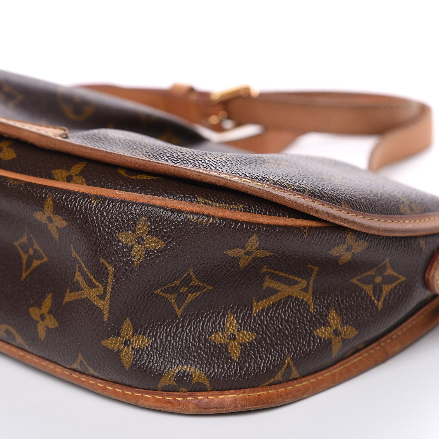 Louis Vuitton Monogram Menilmontant PM 9 of 18