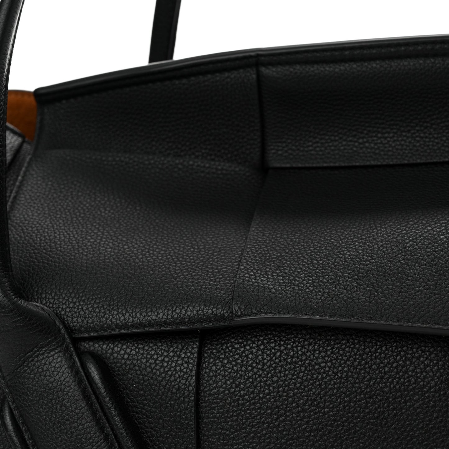 Grained Calfskin Maxi Intrecciato Medium Arco Black