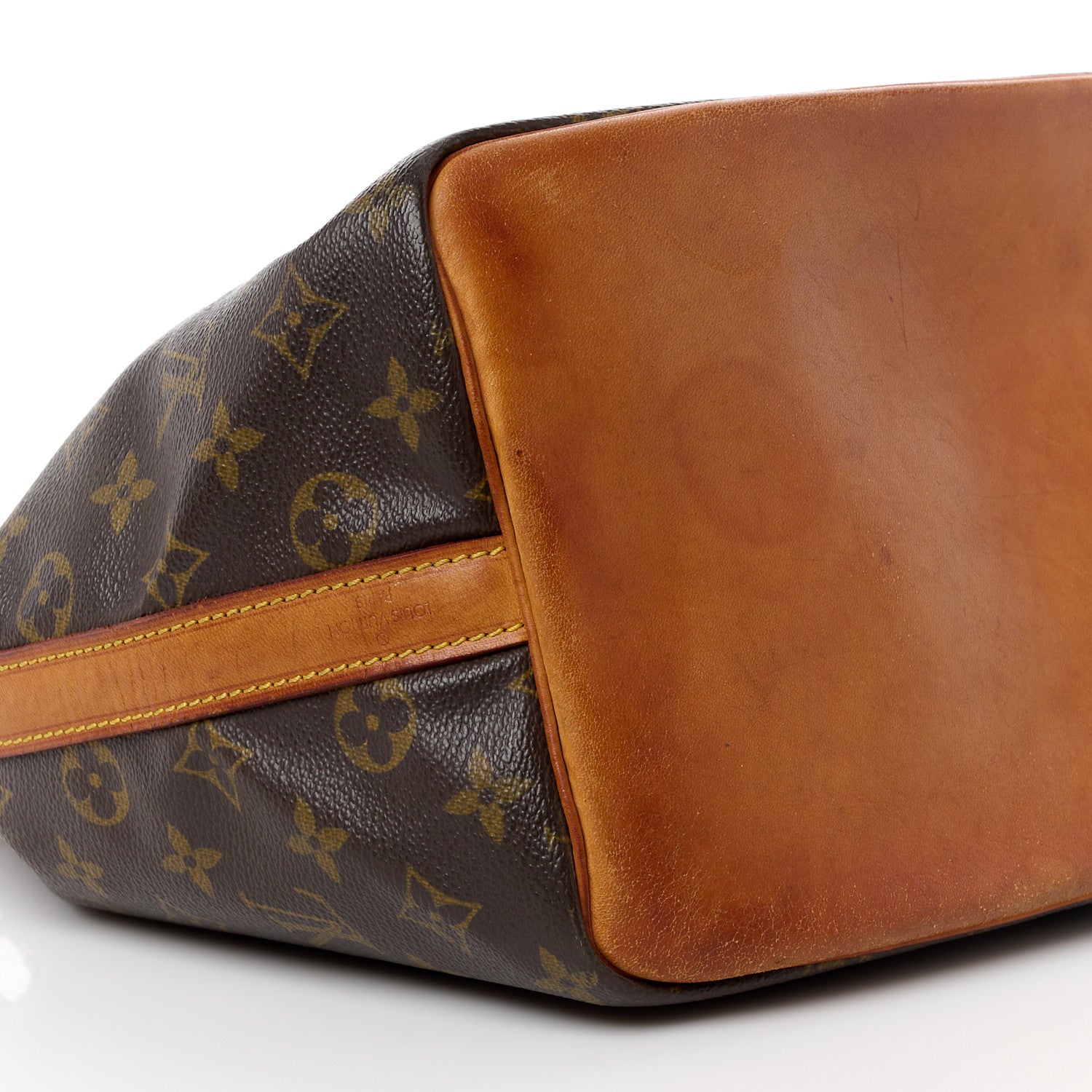 Louis Vuitton Monogram Petit Noe 8 of 17