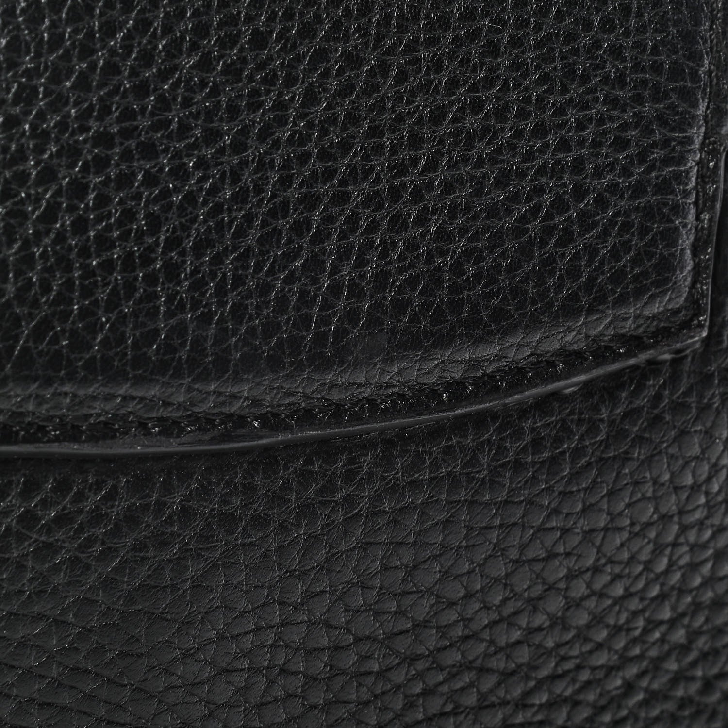 Louis Vuitton Taurillon Capucines Black 14 of 17