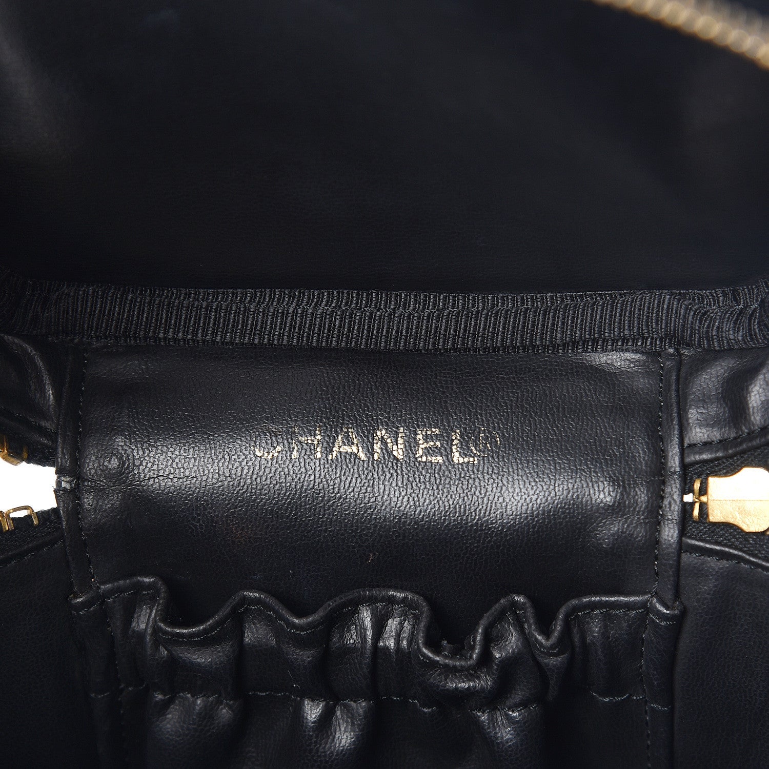Chanel Patent Vanity Cosmetic Case Black 6 of 10